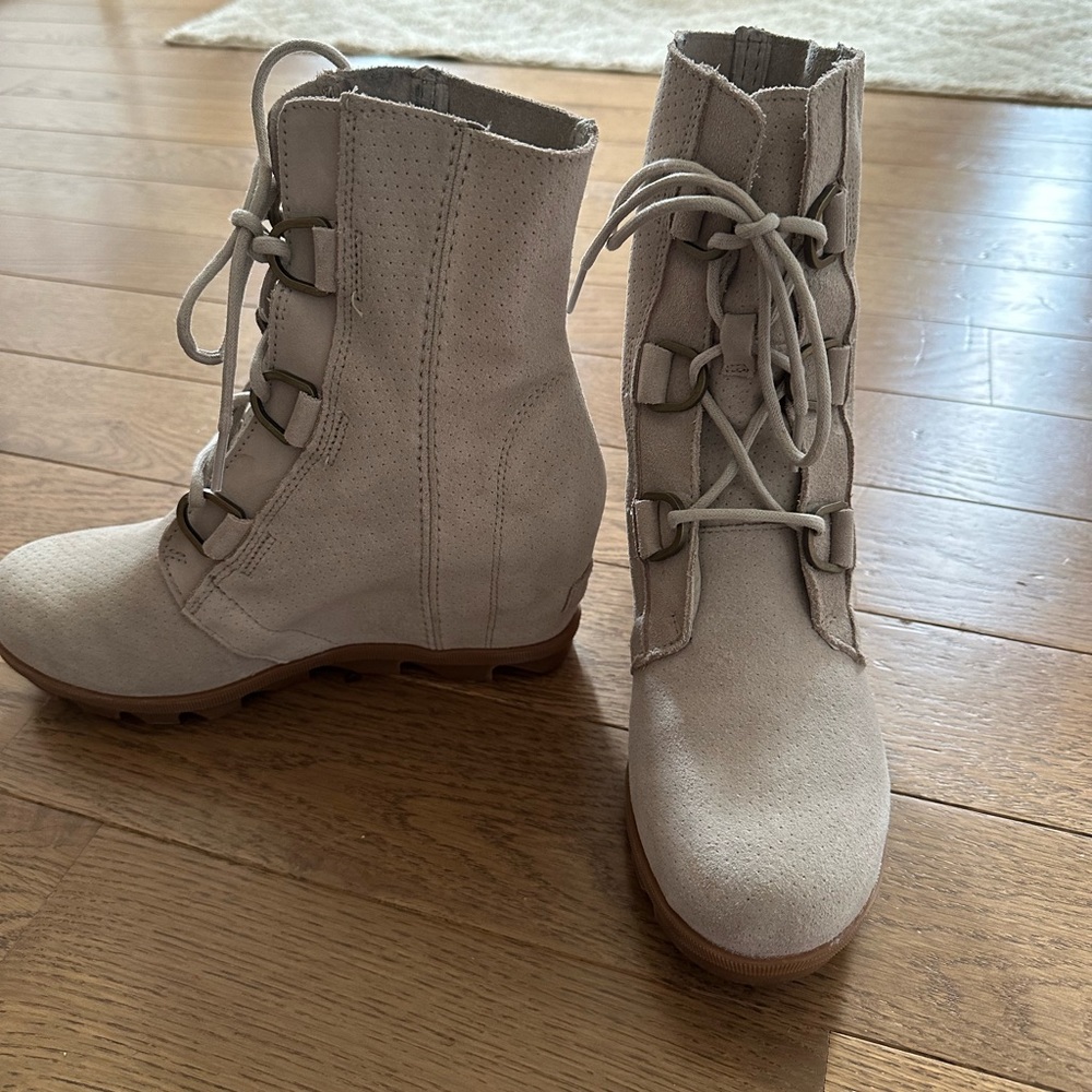 Women’s Sorel boots